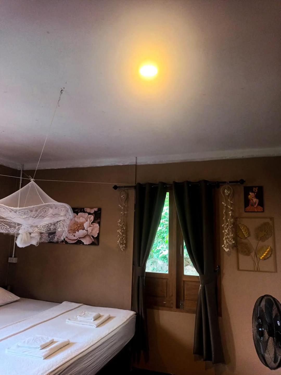 Jah Bar Bungalows Ko Tao Luaran gambar